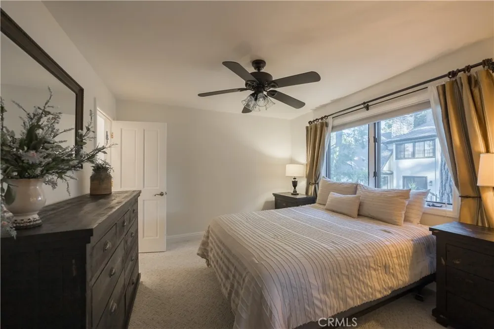 27598 Meadow Bay Lake Arrowhead, CA 92352