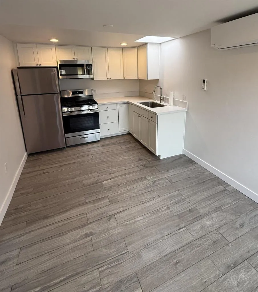 316 S Ditmar Oceanside, CA 92054
