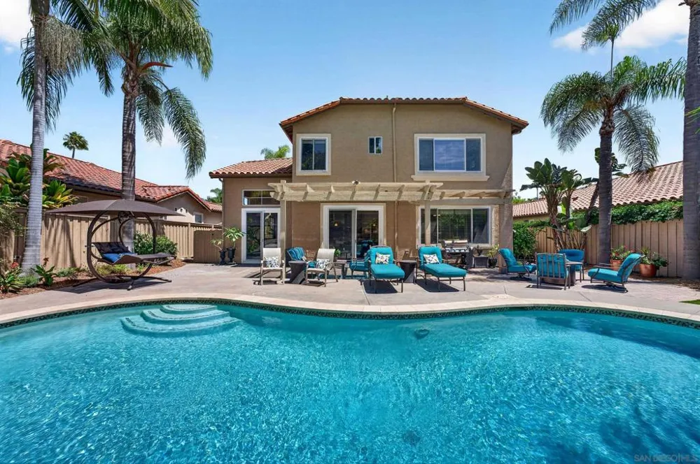 6657 Curlew Terrace Carlsbad, CA 92011