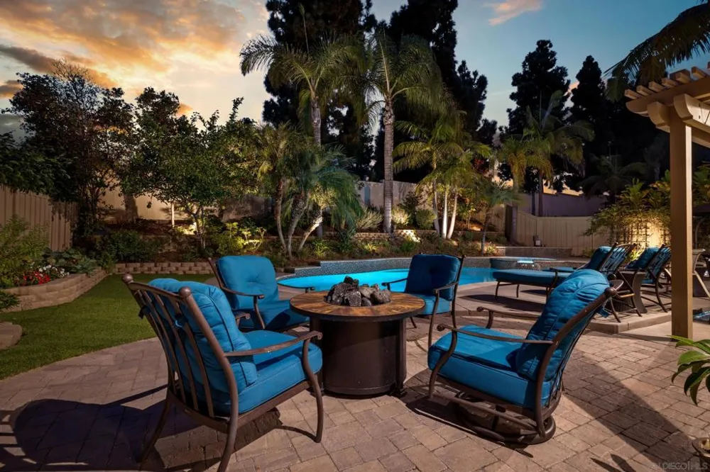 6657 Curlew Terrace Carlsbad, CA 92011
