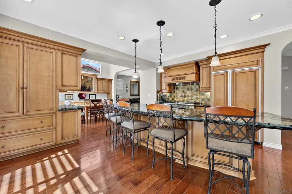 6657 Curlew Terrace Carlsbad, CA 92011