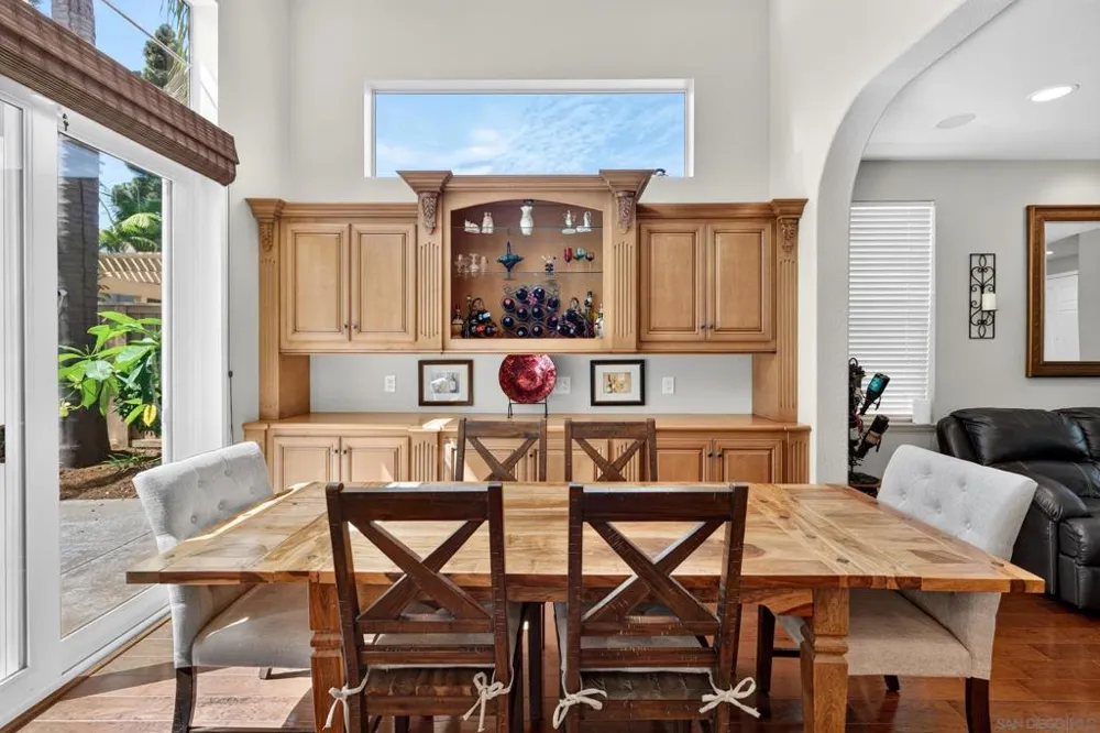 6657 Curlew Terrace Carlsbad, CA 92011