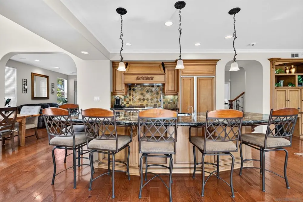 6657 Curlew Terrace Carlsbad, CA 92011