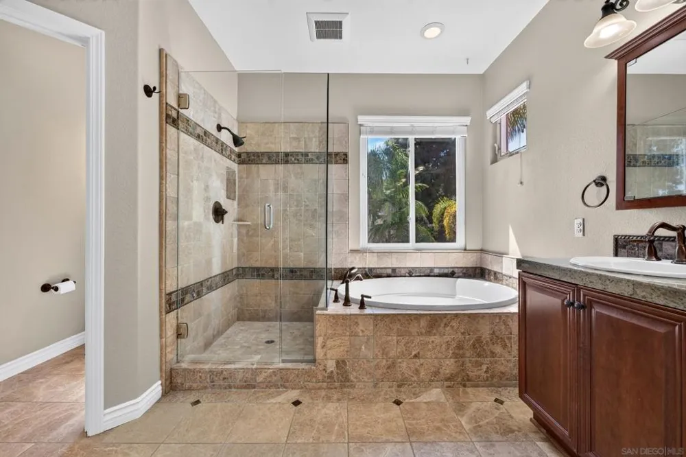 6657 Curlew Terrace Carlsbad, CA 92011