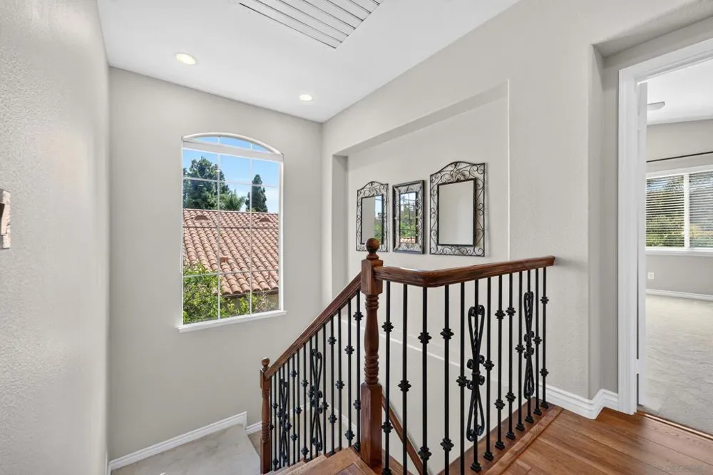 6657 Curlew Terrace Carlsbad, CA 92011