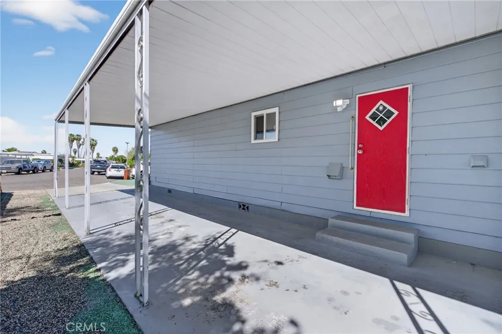 780 Santa Clara Circle Hemet, CA 92543