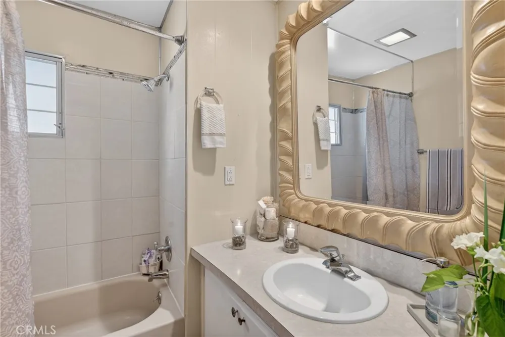 780 Santa Clara Circle Hemet, CA 92543