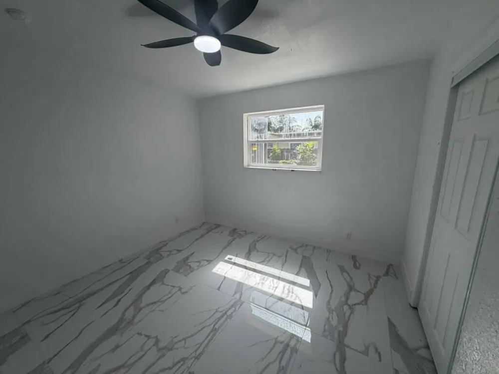3911 NW 32ND AVENUE Lauderdale Lakes, FL 33309