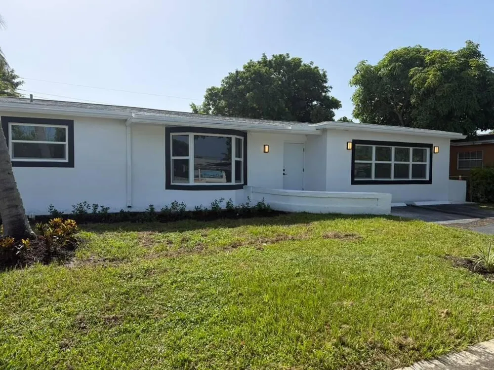 3911 NW 32ND AVENUE Lauderdale Lakes, FL 33309