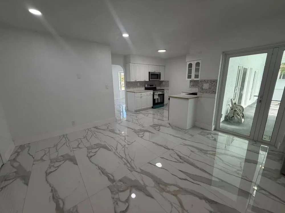 3911 NW 32ND AVENUE Lauderdale Lakes, FL 33309