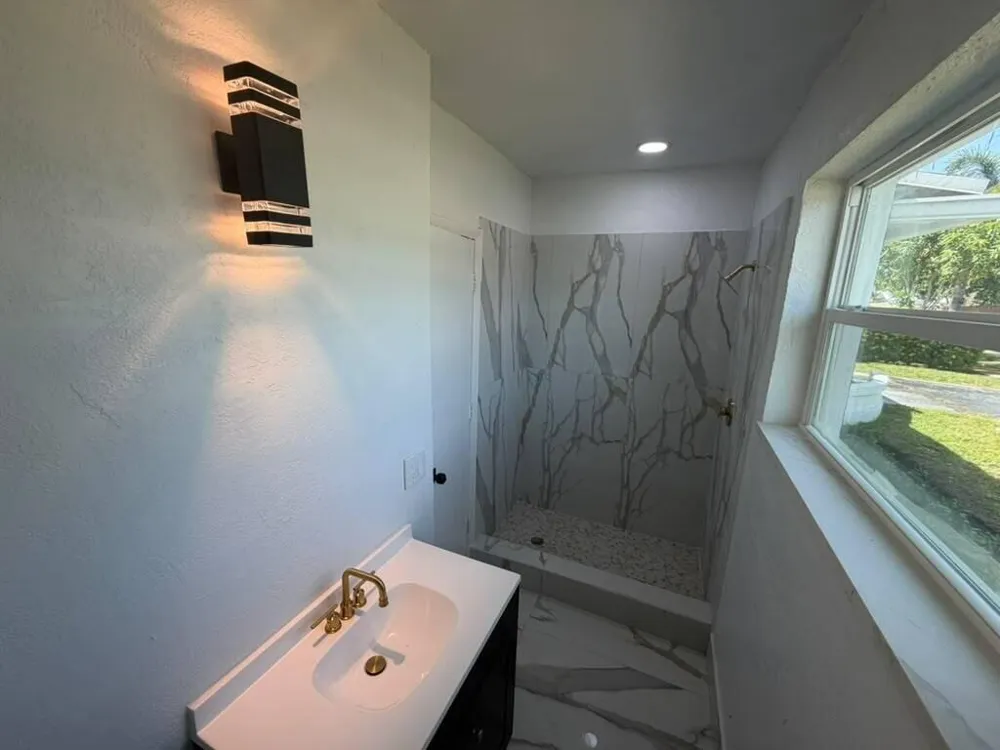 3911 NW 32ND AVENUE Lauderdale Lakes, FL 33309