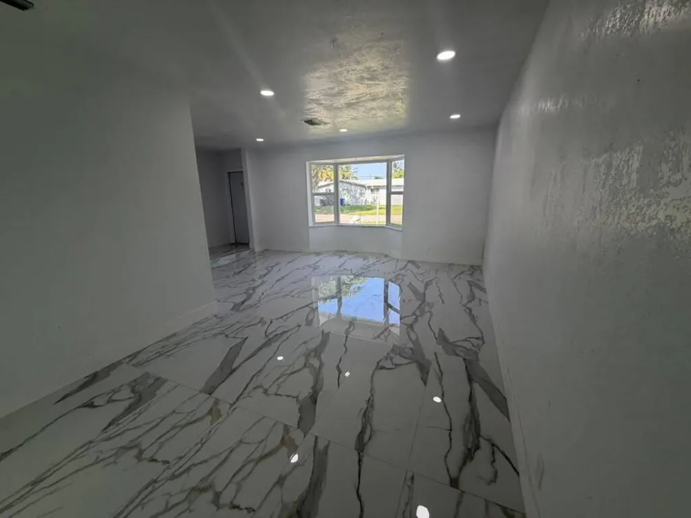 3911 NW 32ND AVENUE Lauderdale Lakes, FL 33309