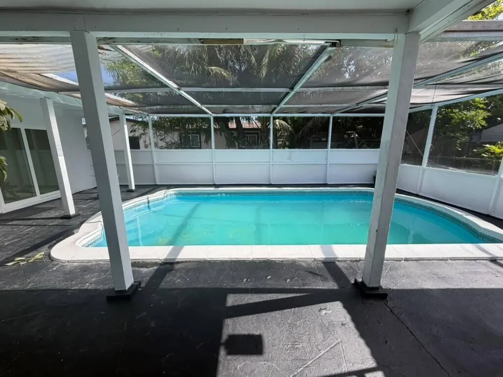 3911 NW 32ND AVENUE Lauderdale Lakes, FL 33309