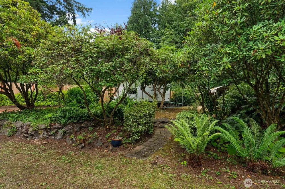 6001 44th Avenue NW Gig Harbor, WA 98335