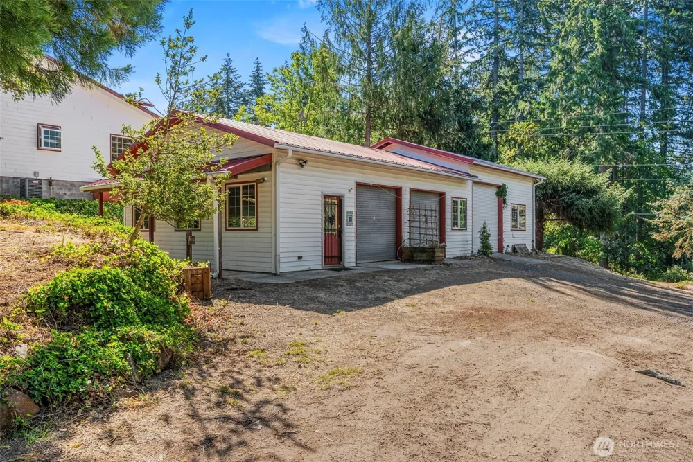 2605 Mt Brynion Road Kelso, WA 98626