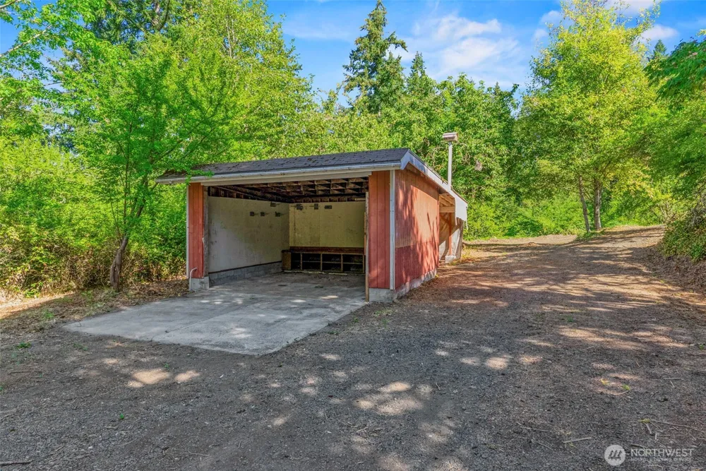2605 Mt Brynion Road Kelso, WA 98626