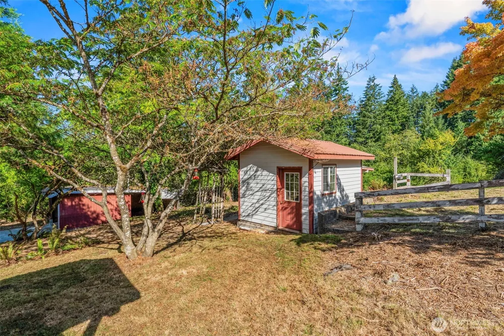 2605 Mt Brynion Road Kelso, WA 98626