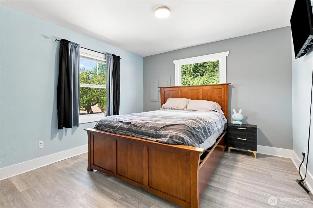 5253 Banner Road SE Port Orchard, WA 98367