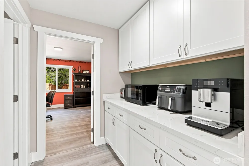 5253 Banner Road SE Port Orchard, WA 98367