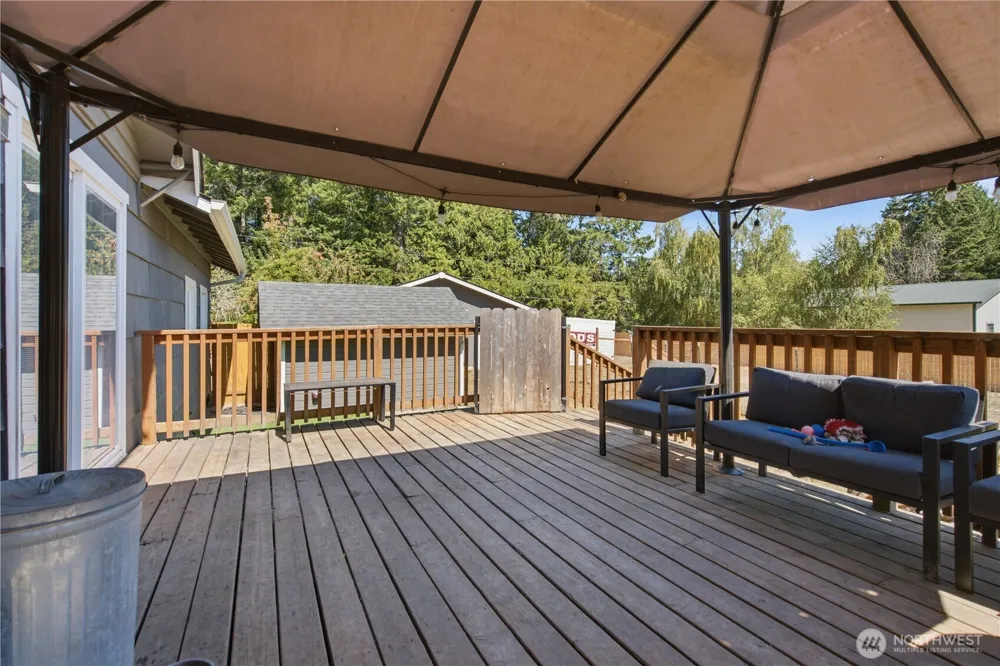 5253 Banner Road SE Port Orchard, WA 98367