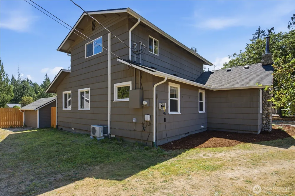 5253 Banner Road SE Port Orchard, WA 98367