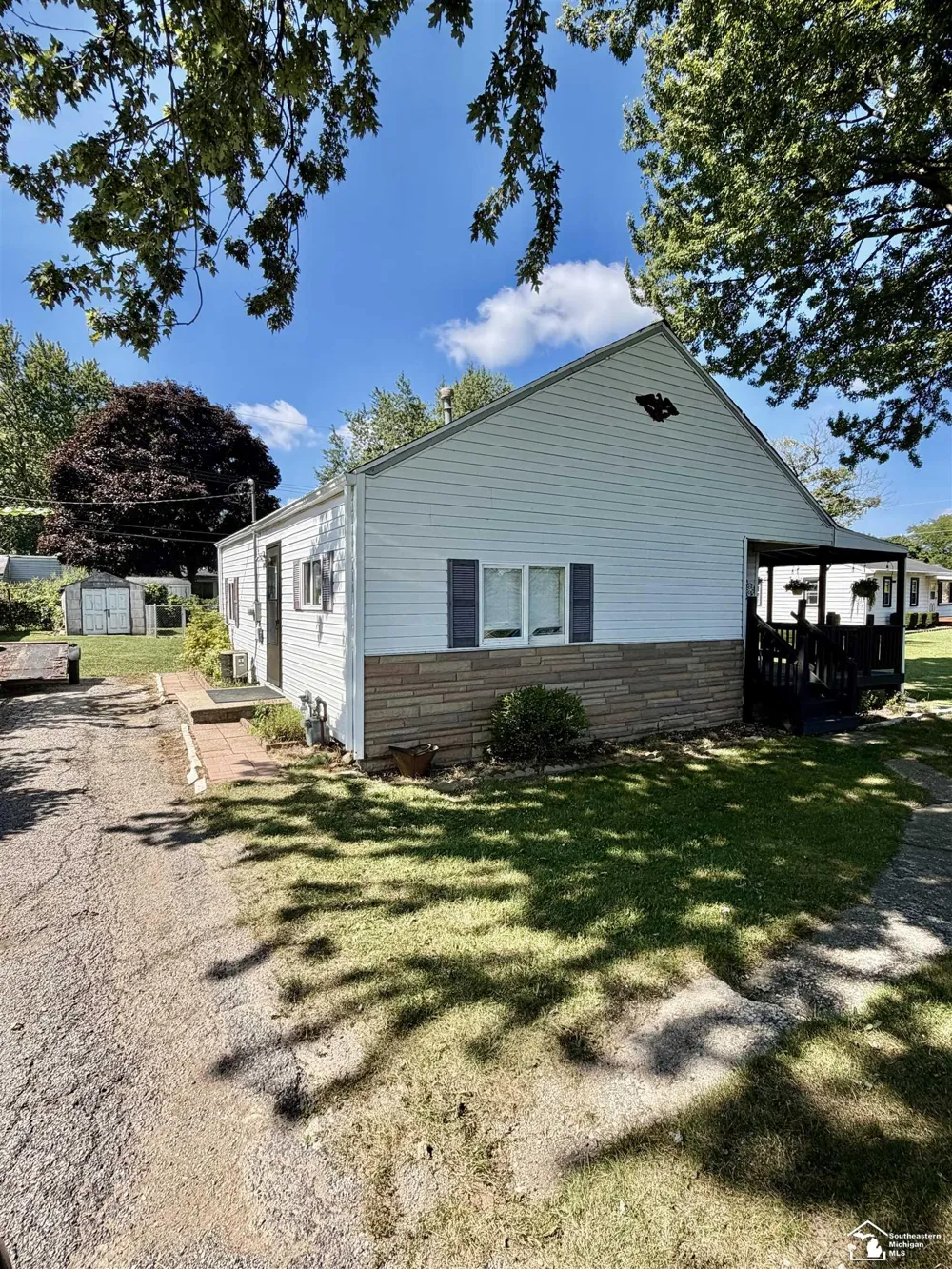 2956 Nadeau Road Frenchtown Township, MI 48162