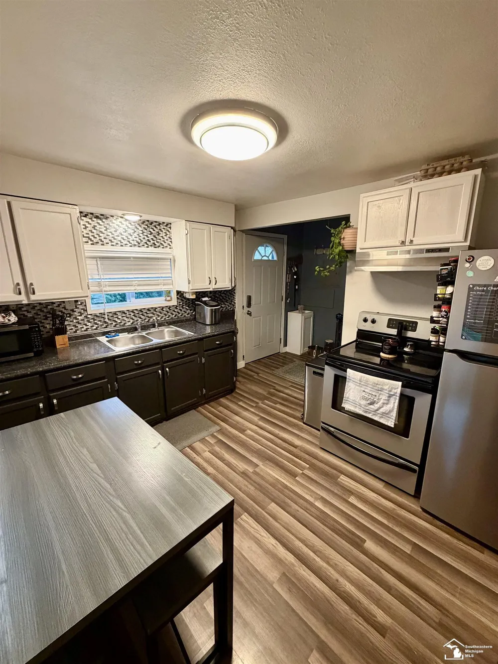 2956 Nadeau Road Frenchtown Township, MI 48162