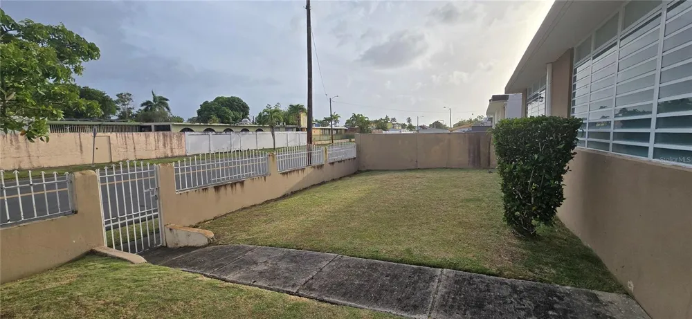 30-27 Calle Pravia URB. VILLA ASTURIAS STREET Carolina, PR 00983