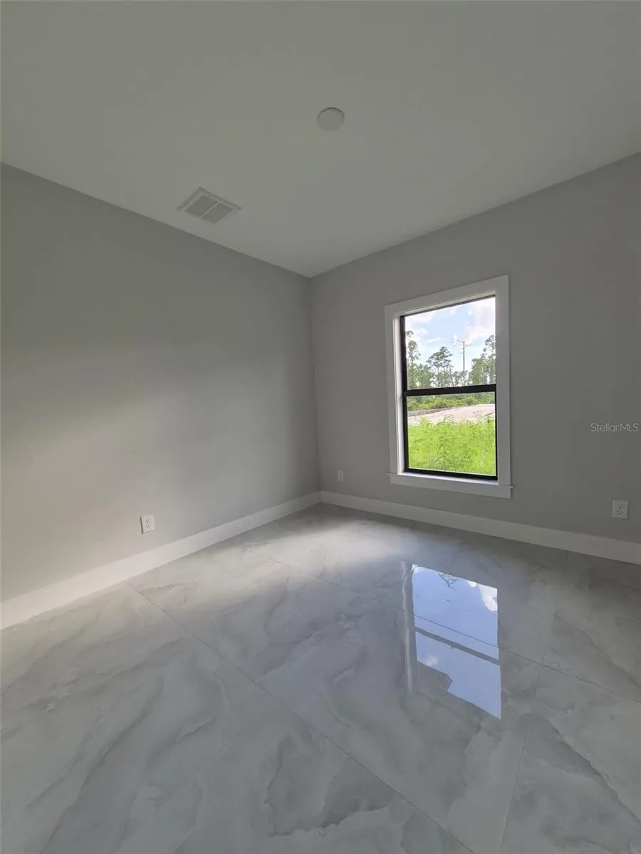 445 WICKHAM AVENUE S Lehigh Acres, FL 33974