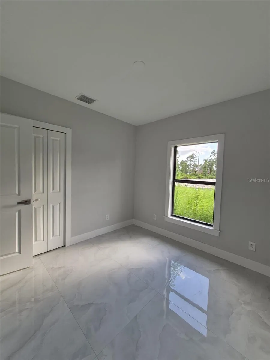 445 WICKHAM AVENUE S Lehigh Acres, FL 33974