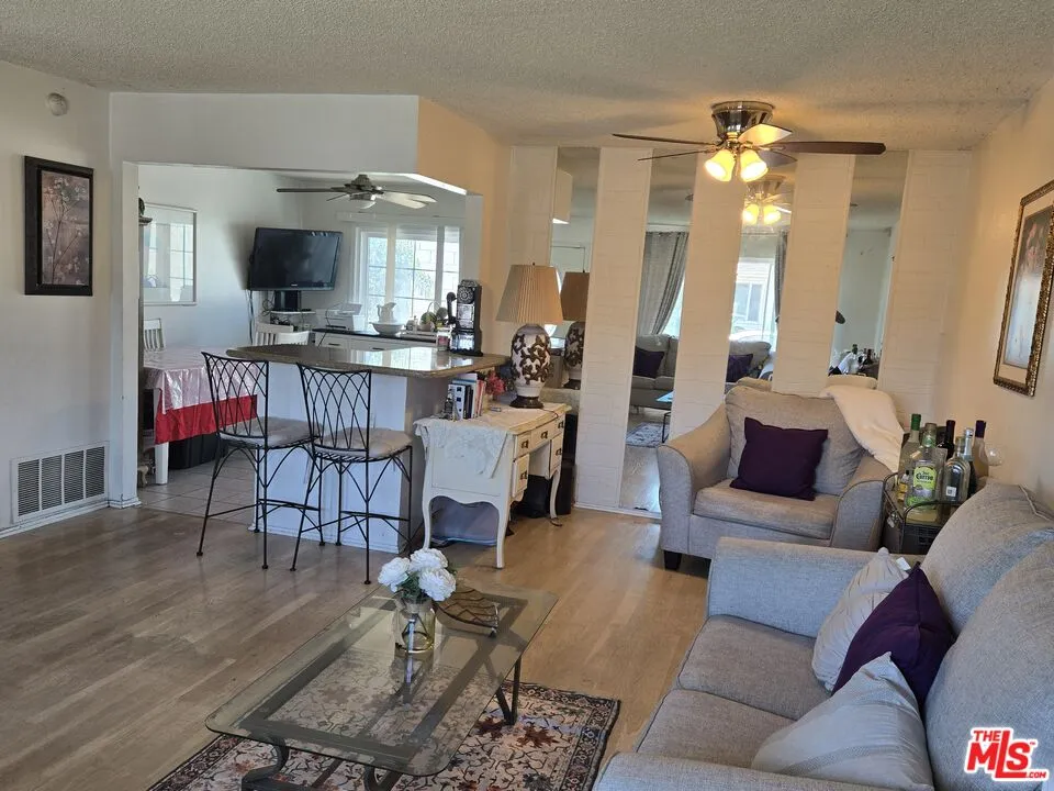 819 E 146th Street Compton, CA 90220