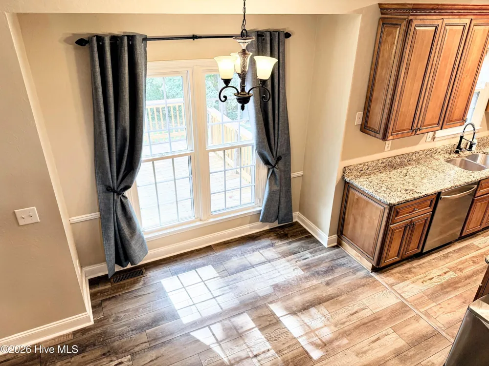 7605 Keating Drive Oak Ridge, NC 27310