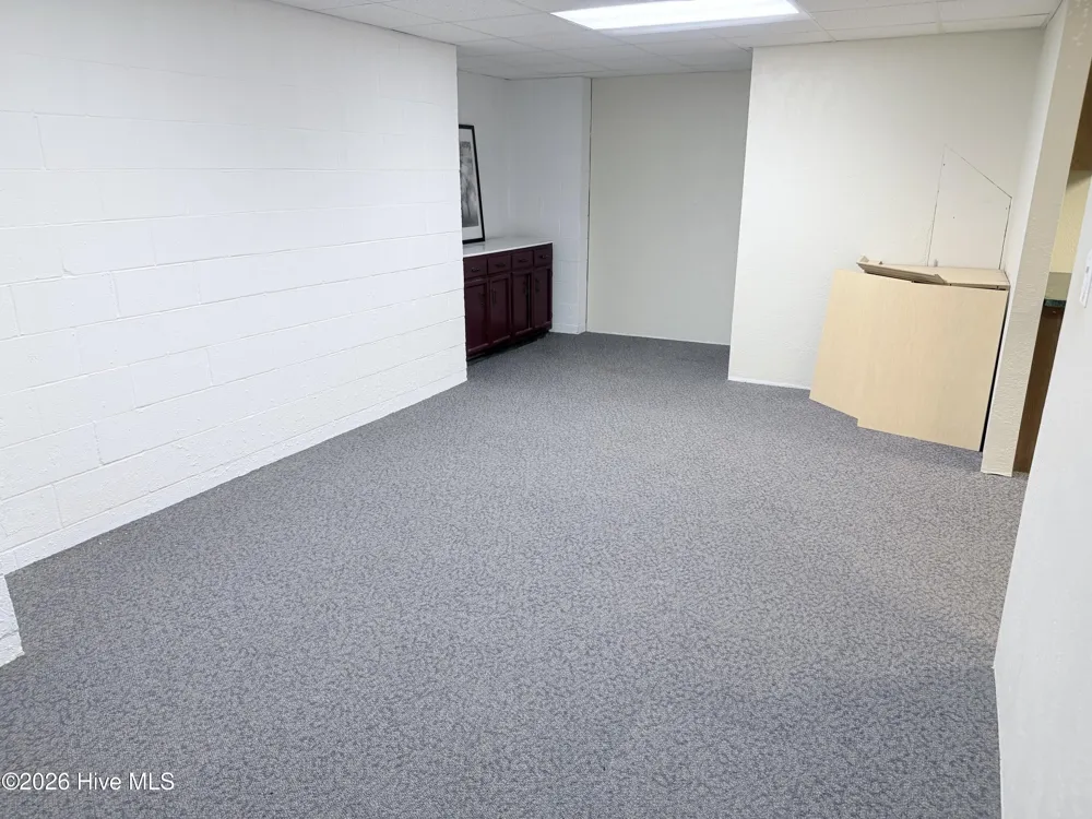7605 Keating Drive Oak Ridge, NC 27310