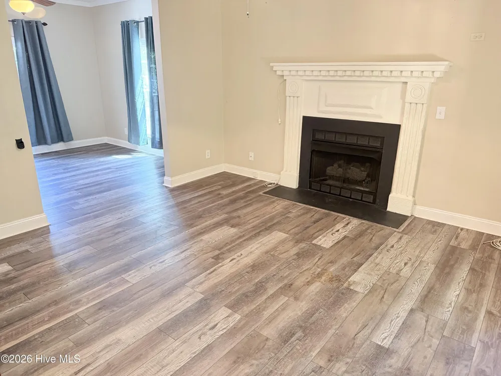 7605 Keating Drive Oak Ridge, NC 27310