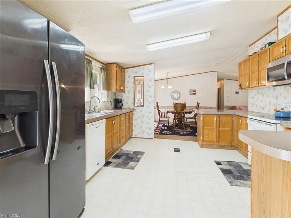 51 Fred Jolly Lane Taylorsville, NC 28681