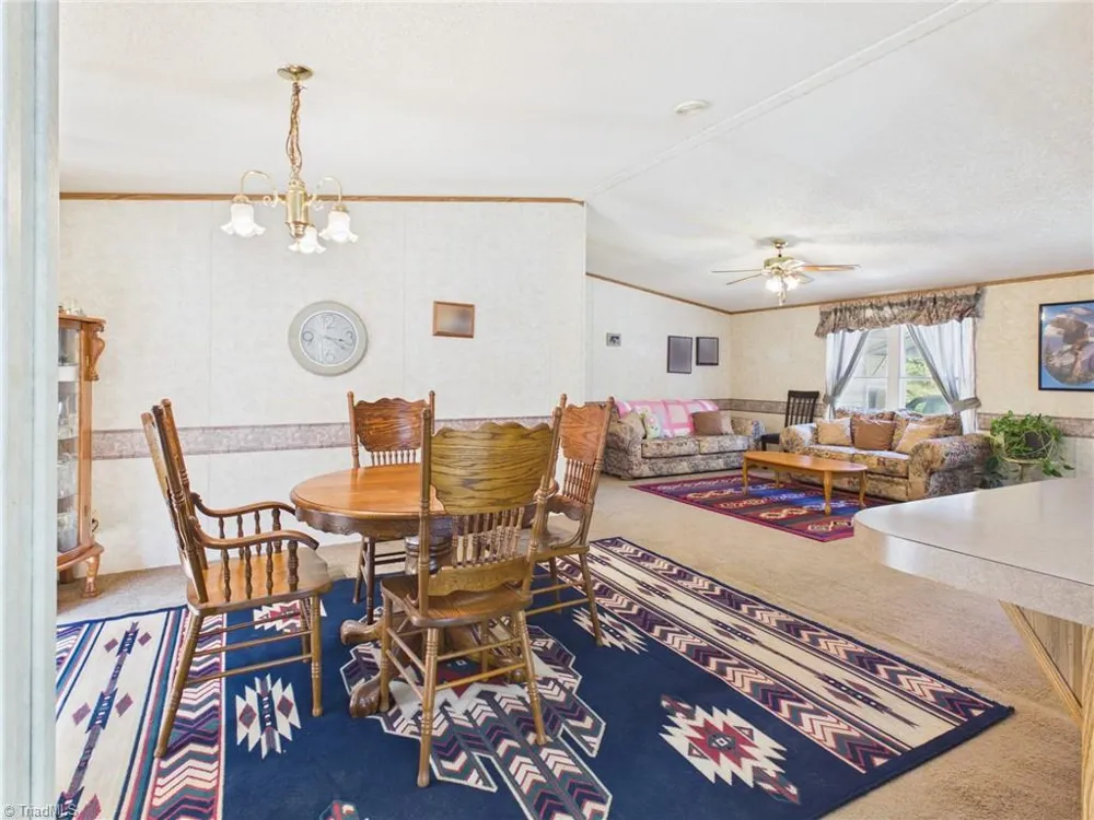51 Fred Jolly Lane Taylorsville, NC 28681