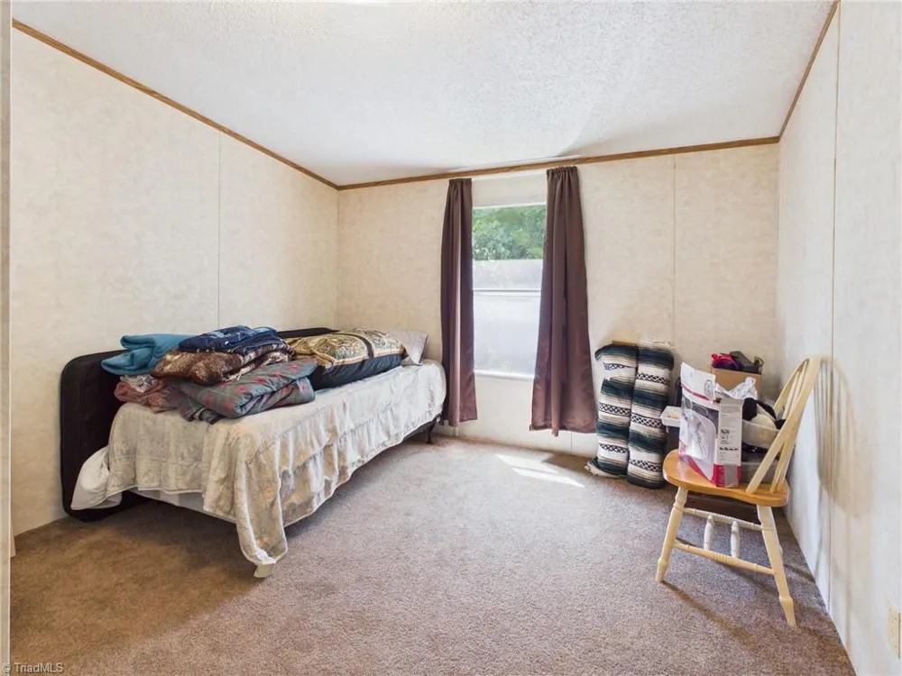 51 Fred Jolly Lane Taylorsville, NC 28681