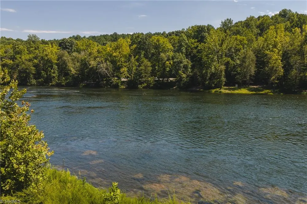 51 Fred Jolly Lane Taylorsville, NC 28681