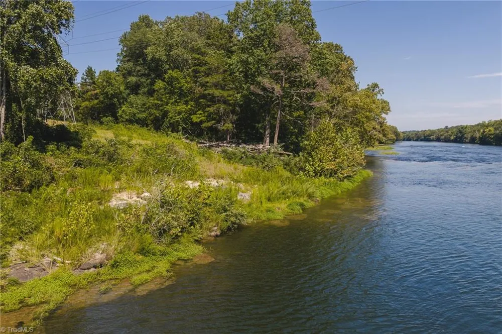 51 Fred Jolly Lane Taylorsville, NC 28681