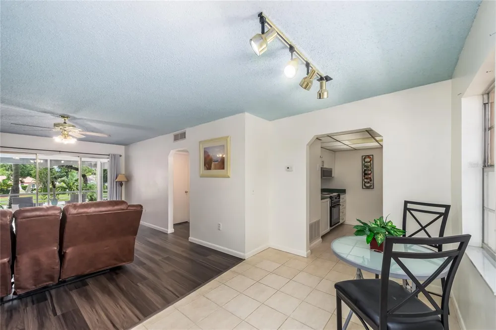 209 CORDOVA GREEN #209 Seminole, FL 33777