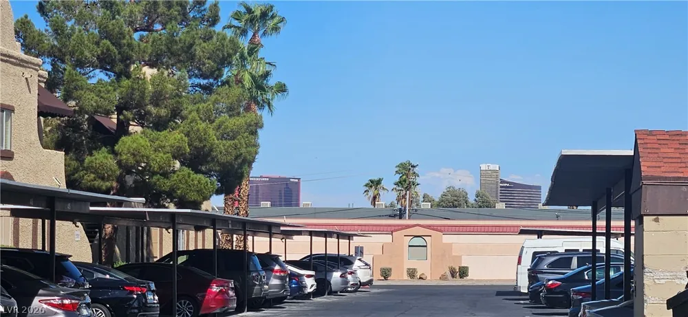 5081 Pioneer Avenue #204 Las Vegas, NV 89146