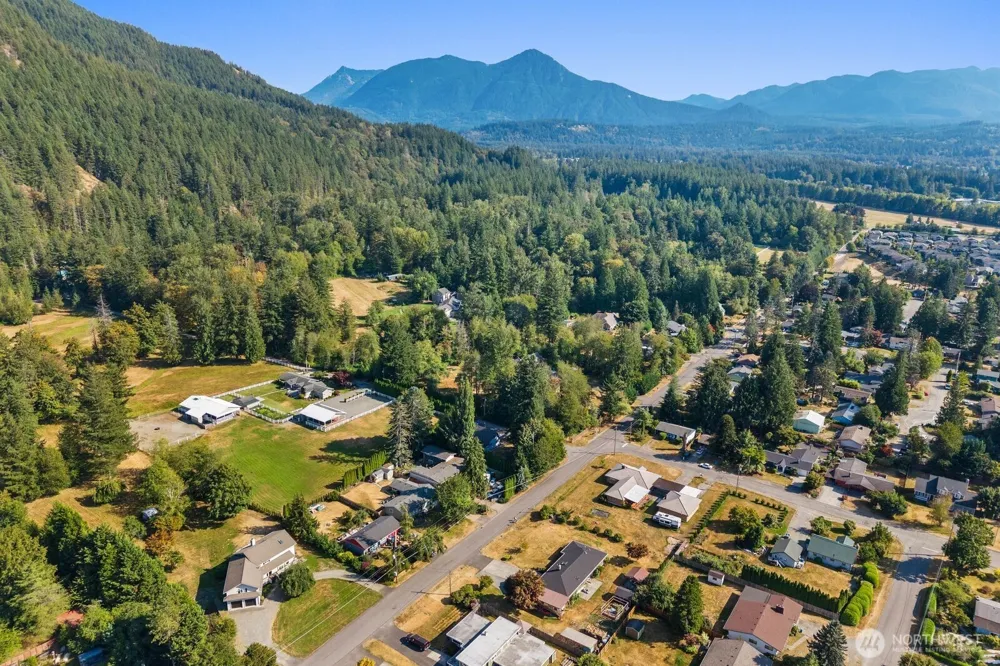 42812 SE 112th Street North Bend, WA 98045