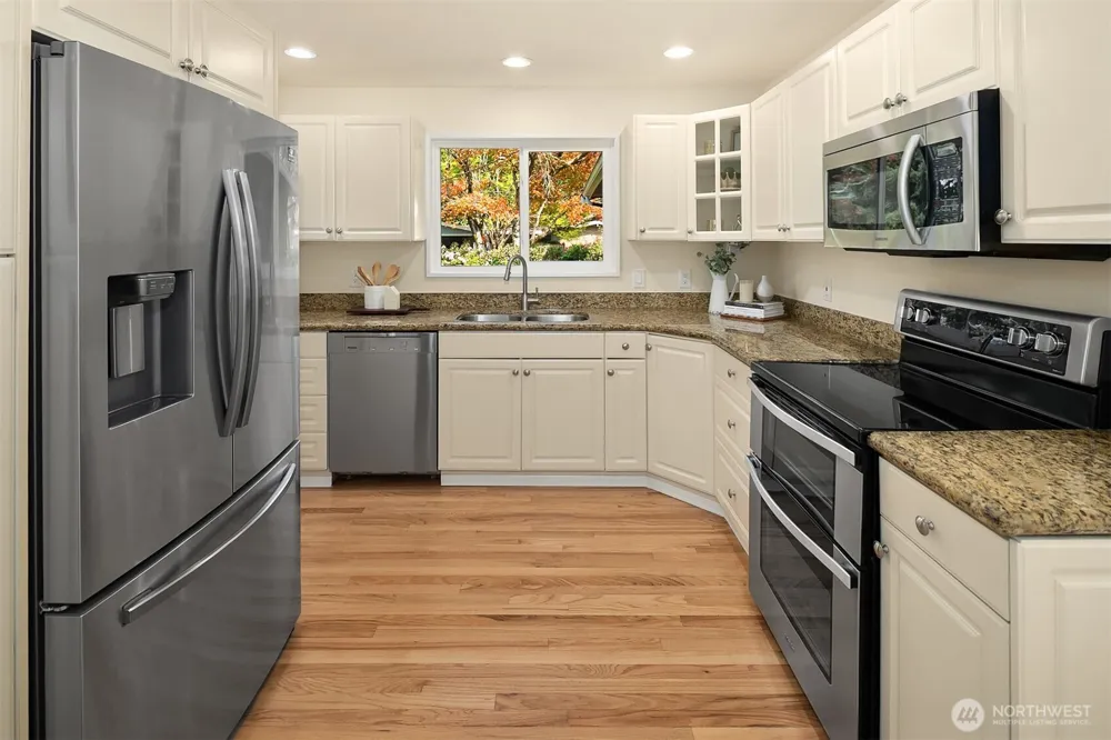 16217 NE 25th Street Bellevue, WA 98008
