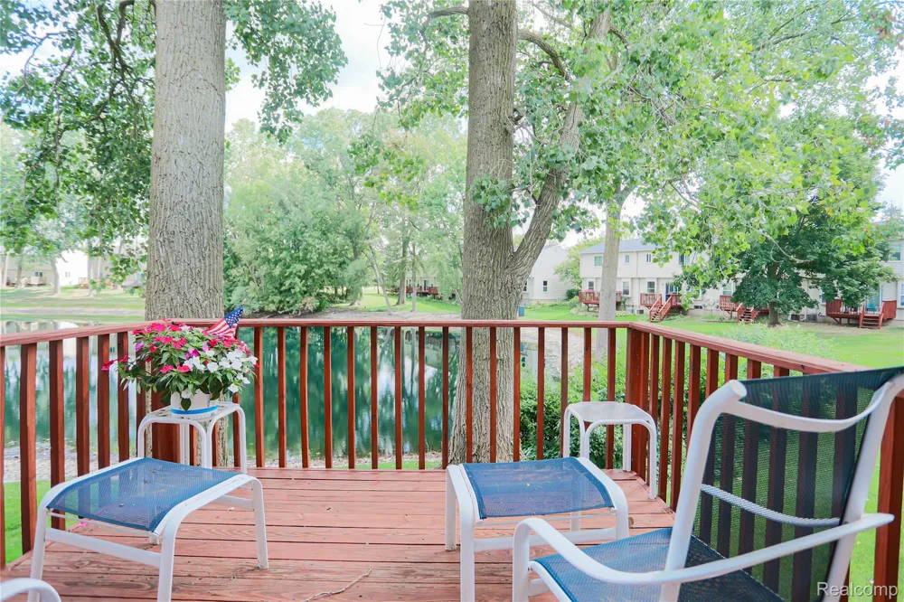1355 Lochaven Road Waterford Charter Township, MI 48327