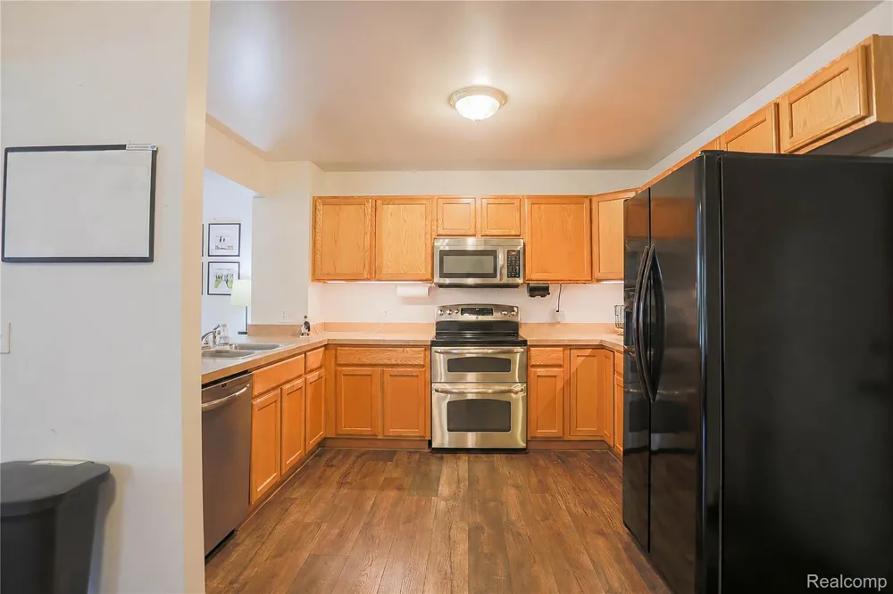 1355 Lochaven Road Waterford Charter Township, MI 48327