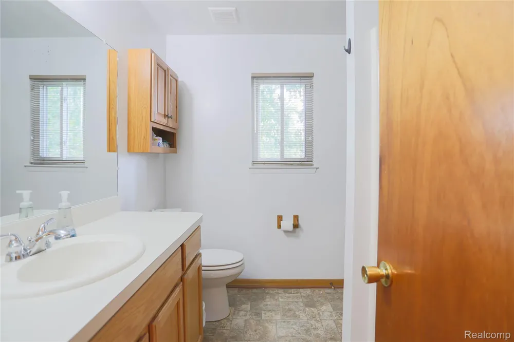 1355 Lochaven Road Waterford Charter Township, MI 48327