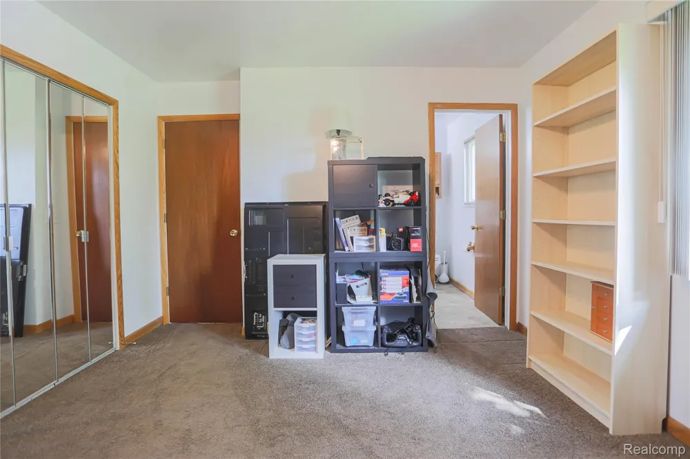 1355 Lochaven Road Waterford Charter Township, MI 48327
