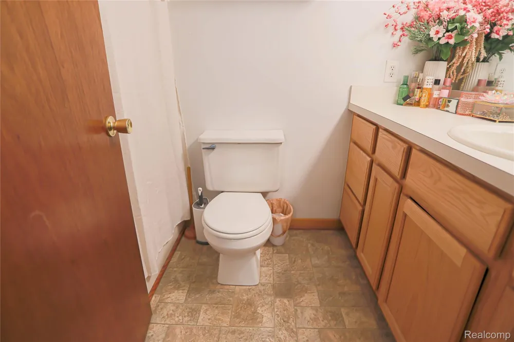1355 Lochaven Road Waterford Charter Township, MI 48327