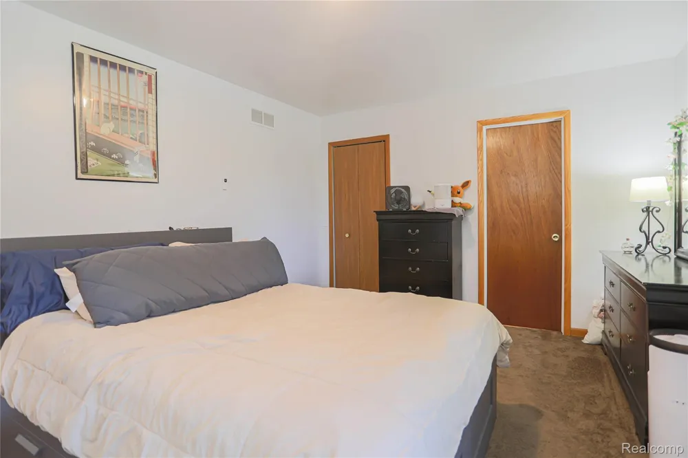 1355 Lochaven Road Waterford Charter Township, MI 48327