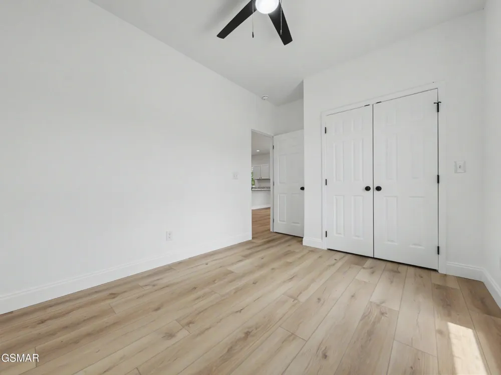 2433 Scenic Mountain Drive Sevierville, TN 37876